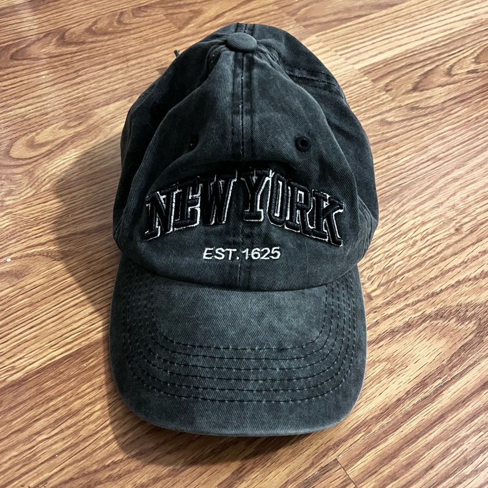 baseball cap